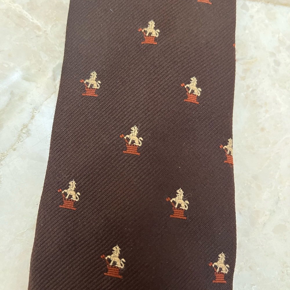 ⭐️3/$22⭐️ Picard Norton crested Clubs by Blanford vintage brown tie with…